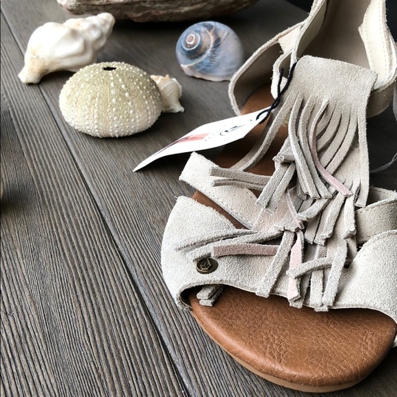 🌴☀️Volcom sandals☀️🌴 - Picture 3 of 6